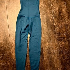 Compression band postpartum workout leggings